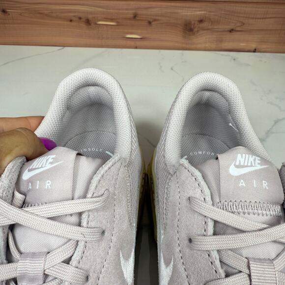 Nike Air Max Excee Platinum Violet Sneakers CD5432-010 Platinum Women's Size 11 - Picture 15 of 16